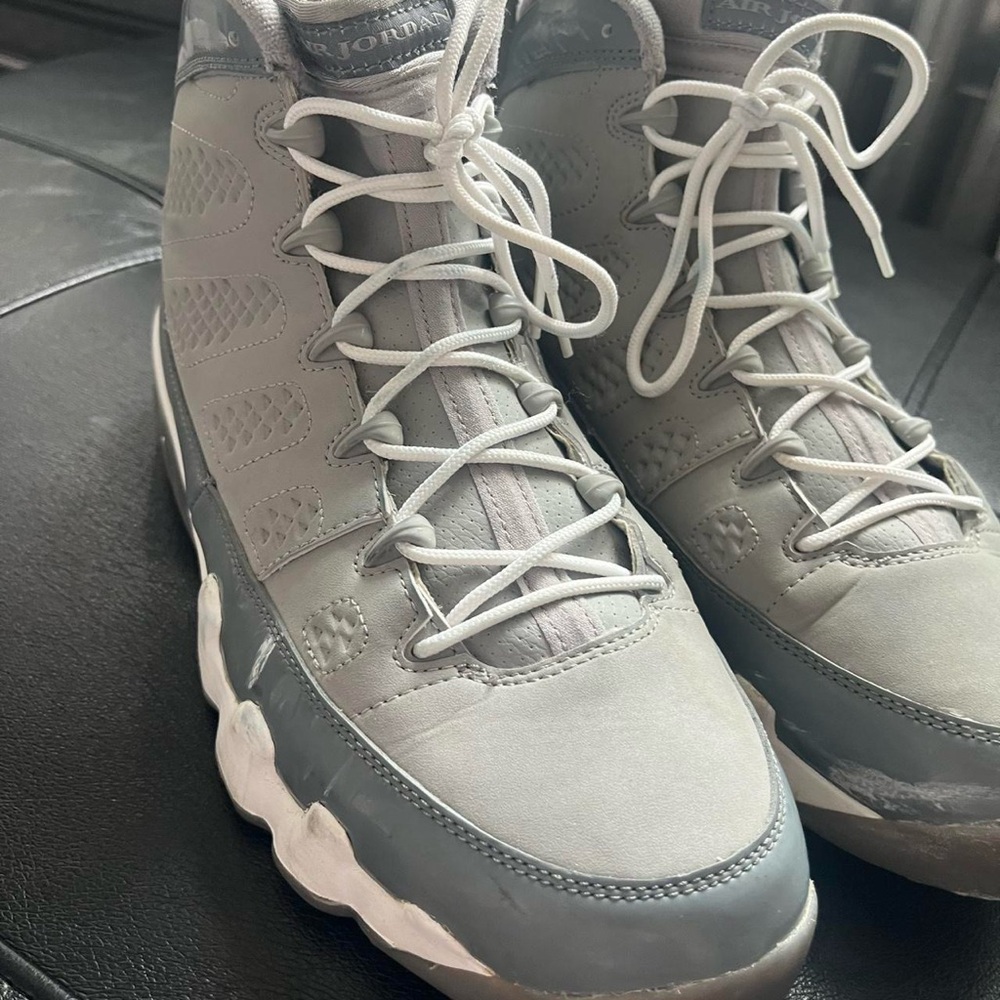 Air Jordan 9 Retro Cool Grey